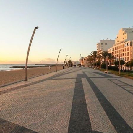 Quarteira Beach Vacation: 2Br Steps To The Sand מראה חיצוני תמונה